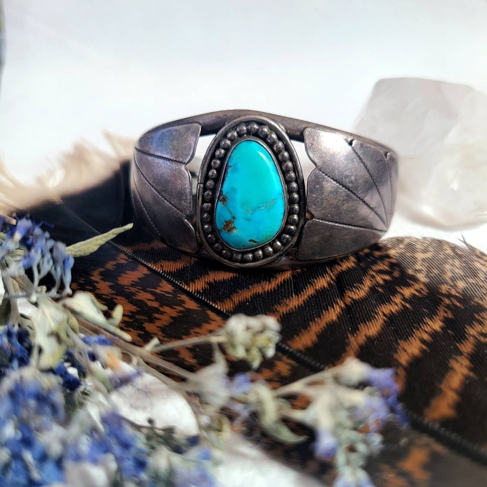 Vintage Morenci turquoise cuff bracelet
